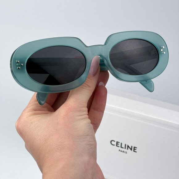 Celine 3 DOTS CL40276U 93N Women BRAND NEW Sunglasses Green Grey Geometric - Picture 1 of 9